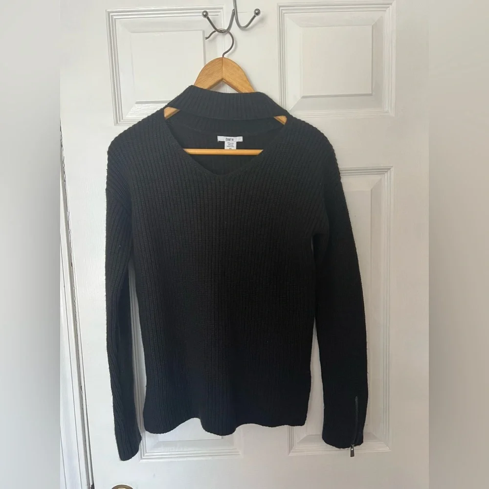 Bar III Cut out Key Hole Black Sweater XS - Picture 3 of 6